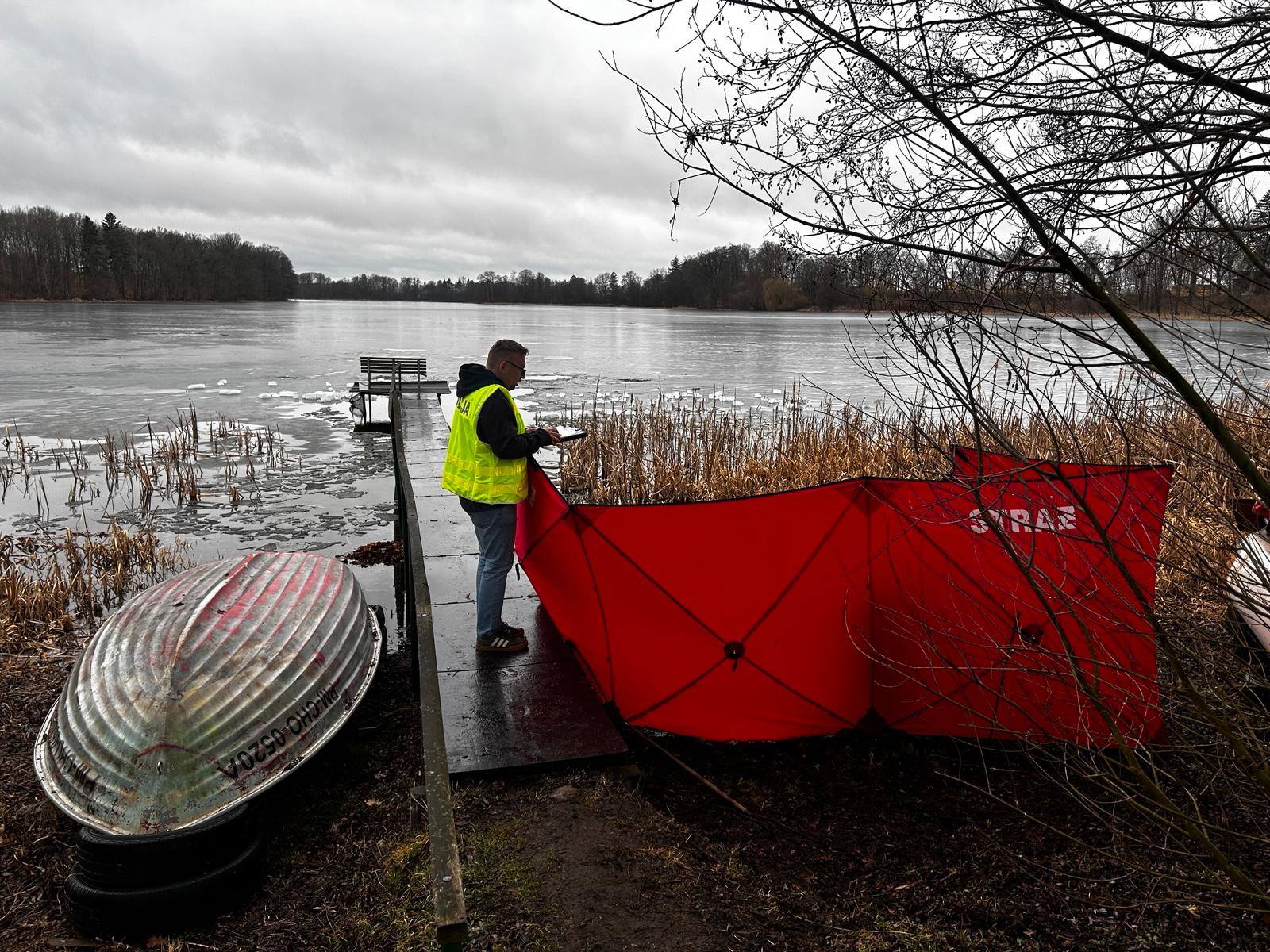 Poszła po wodę do jeziora. Po kilku godzinach wyłowiono jej ciało