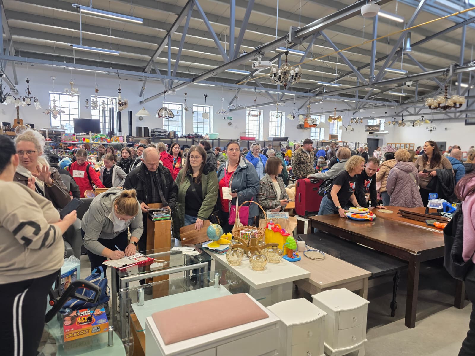 Drugie życie rzeczy. Wejherowskie 'Klamoty' znów połączyły mieszkańców