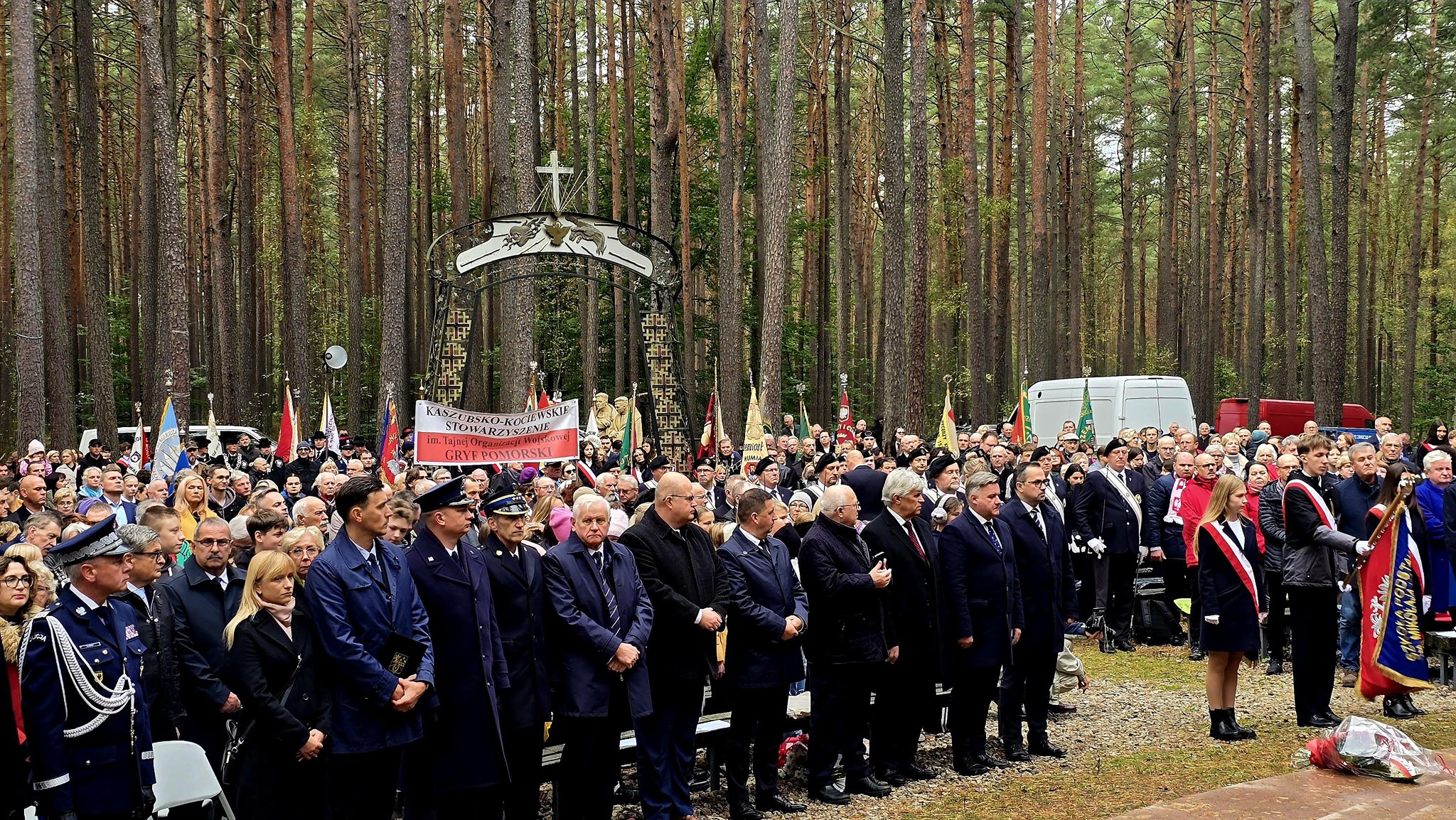 Zaduma, pamięć i wspólnota. Uroczystości rocznicowe przy grobach ofiar