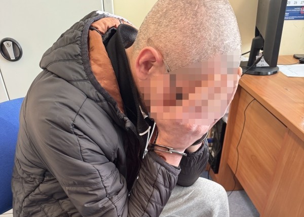 Groźby wobec ekspedientki i nazistowskie gesty. Mężczyzna w rękach policji