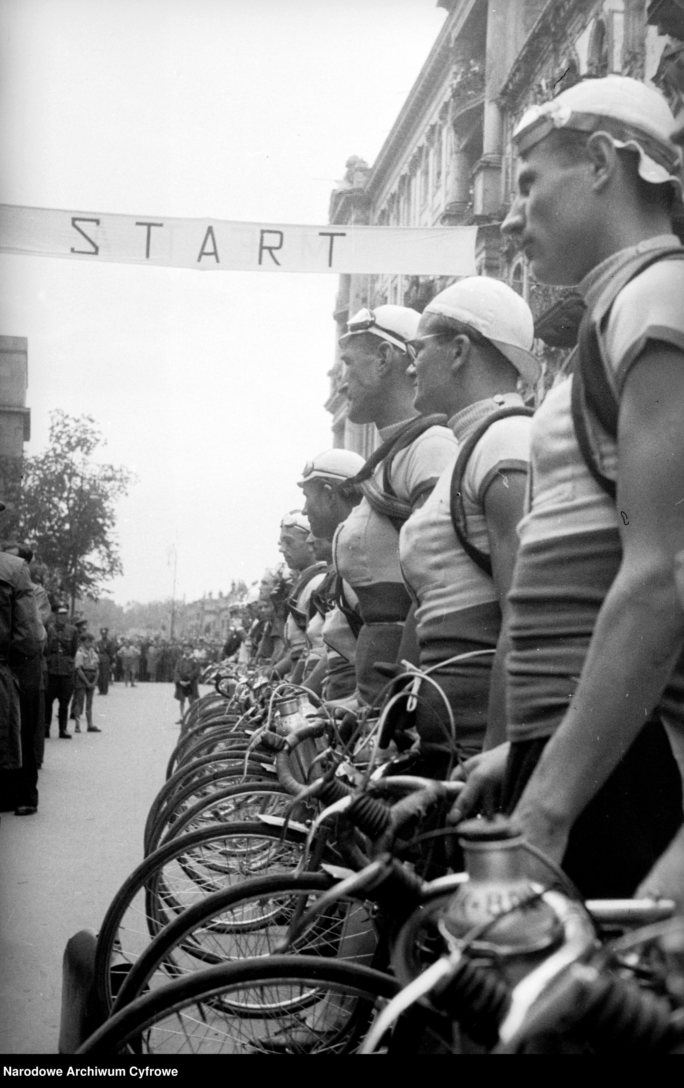 źródło: Narodowe Archiwum Cyfrowe