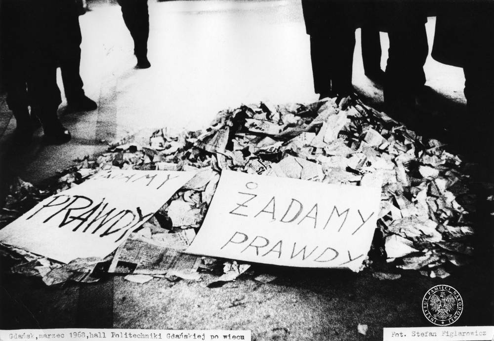 Manifestacje w marcu 1968 roku w Gdańsku/źródło: polskiemiesiace.ipn.gov.pl 