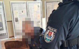 Furia w gdyńskim mieszkaniu. Groźby, znieważenie policjantów i areszt