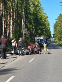 Wypadek na "krokowskiej szosie". Zderzyły się dwa motocykle i osobówka