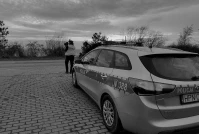 Poszukiwany 28-latek zatrzymany. Miał dwa zakazy prowadzenia pojazdów