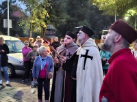 Duchy Krzyżaków na ulicach. Historyczny spacer przyciągnął tłumy