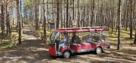 Meleksem prosto nad morze. PEJ dowozi turystów i mieszkańców