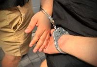 Miał odebrać pieniądze od seniora. W mieszkaniu czekali na niego policjanci