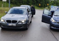 Kompletnie pijany pędził 110 km/h w terenie zabudowanym. Na widok policjantów zaczął uciekać