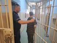 Przyjechali do pracy sezonowej. Zamiast zarabiać, włamywali się do automatów z zabawkami