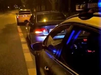 Mama spała, syn postanowił „się przejechać.” 16-latek za kierownicą BMW, obok 15-letni kolega