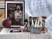 Koszykarski memoriał zjednoczył środowisko. W Wejherowie uczczono pamięć Szymona "Żywego" Żywickiego [FILM]
