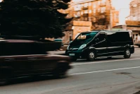 Jak dojechać do Niemiec z Trójmiasta - samolot, pociąg, auto czy bus spod drzwi?