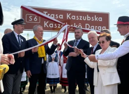 Kaszëbskô Darga już z nazwą. Trasa Kaszubska oficjalnie oznakowana na S6