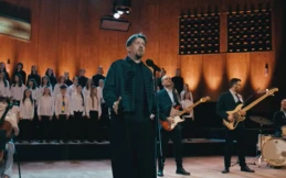 Hymn akcji 'Polska na TAK!' napisał i wykonuje muzyk z powiatu wejherowskiego