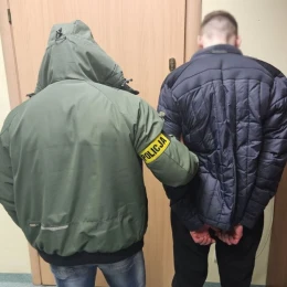 Groził ekspedientce nożem. Kilka dni wcześniej wyszedł z więzienia