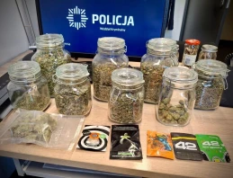 Intensywny zapach na klatce zdradził posiadacza marihuany
