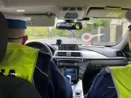 17-latek za kółkiem. Zobaczył policjantów i zaczął uciekać
