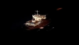 Dryfował bez załogi po Bałtyku i zakotwiczył w Gdyni. Statek jest w drodze do portu w Szwecji 