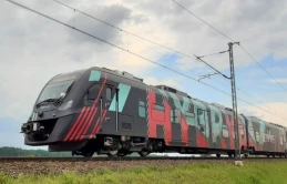 Kupią cztery nowe pociągi. Być może będą jeździły do Helu