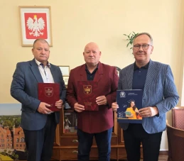 Nowe porozumienie między PSW a magistratem. 10 studentów na praktykach