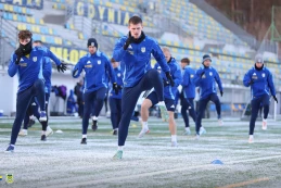 Arka Gdynia rozpoczęła przygotowania do rundy wiosennej. Debiut nowego trenera Dawida Szwargi