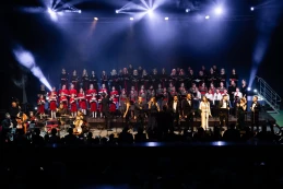 Niemal setka artystów na jednej scenie. Wielki świąteczny koncert