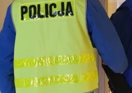 Ukradł 100 tysięcy złotych i kupił za to samochód