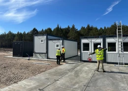 Elektrownia jądrowa w Choczewie. W Słajszewie stanęły blaszane kontenery. Przygotowują się do pogłębionych badań geologicznych 