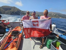 'Zrobiłam to!' Płynęła przez ocean wpław prawie 14 godzin