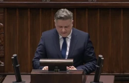 Temat przejazdu kolejowego w Luzinie na posiedzeniu Sejmu. Głos zabrał poseł Michał Kowalski