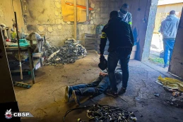 Rozbierali luksusowe auta na części. Wielka akcja CBŚP na Pomorzu I WIDEO