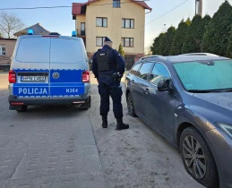 Rumia: Uszkodził kilkadziesiąt samochodów. Zatrzymał go świadek zdarzenia