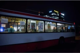 Tysiące porcji zupy. Tak pomagają w autobusie