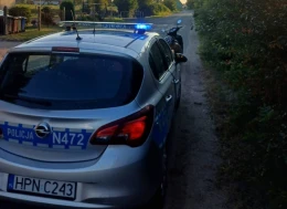 Jechał motorowerem bez kasku i po alkoholu. Został zatrzymany przez policjantów podczas patrolu