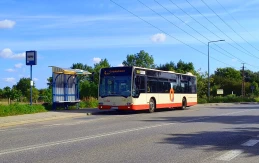 Autobusy pojadą inaczej. Lepiej sprawdź rozkład jazdy!