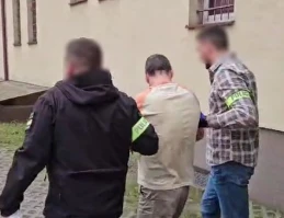 Gdańsk: Wrzucił do sklepu bombę. Nie obyło się bez zniszczeń