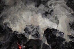 Tlenek węgla zabił. Jedna osoba nie żyje, druga w ciężkim stanie
