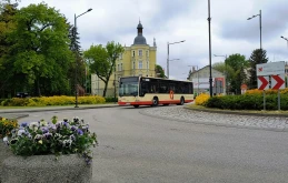 Zmiany w rozkładzie jazdy komunikacji miejskiej. Nowe godziny kursów związane są z sezonem letnim