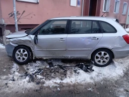 Tego samego dnia zdał i stracił 'prawko.' Doprowadził do kolizji trzech aut