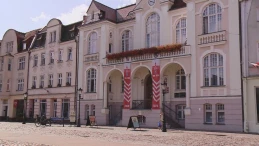 Urzędnicy na Collegium Humanum. Prezydent Wejherowa Krzysztof Hildebrandt wydał oświadczenie