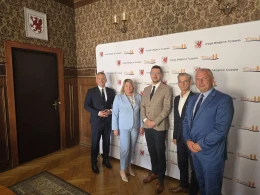 Rozmowy o inwestycji w transformację energetyczną. Samorząd planuje współpracę z instytucjami finansowymi