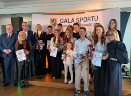 Powiat Wejherowski sportem stoi! Nagrodzono 100 zawodników i trenerów