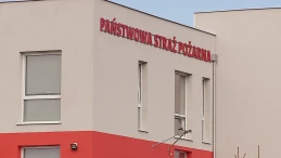 Nowy pojazd z drabiną mechaniczną ma trafić do strażaków z regionu