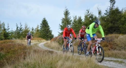 Rowerzyści spotkają się nad Stawem Leśnym. Cel to 80-kilometrowy szlak