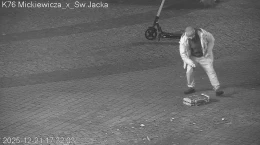 Odpalił fajerwerki w centrum miasta. Oglądał swój pokaz i popijał piwo