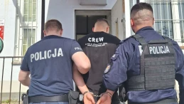 Rozbój przed sklepem. Sprzedawcy mieli grozić młotkiem