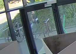 Rozpoznajesz tego mężczyznę? Powiadom policjantów!