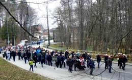 Droga Krzyżowa znów przejdzie ulicami miasta. Kierowcy muszą liczyć się z utrudnieniami