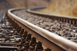 Tragiczny wypadek na torach. Pendolino śmiertelnie potrąciło kobietę na przejeździe kolejowym
